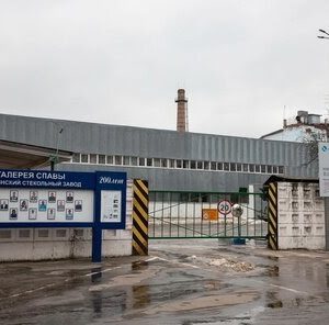 Местные жители во Владимирской области отбивают предприятие от рейдерского захвата.